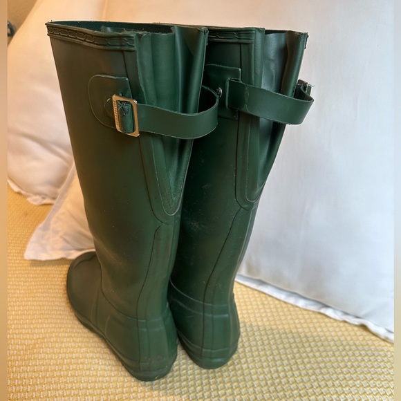 Green Hunter Original Tall Adjustable Buckle Boots - Size 7 - Picture 3 of 6